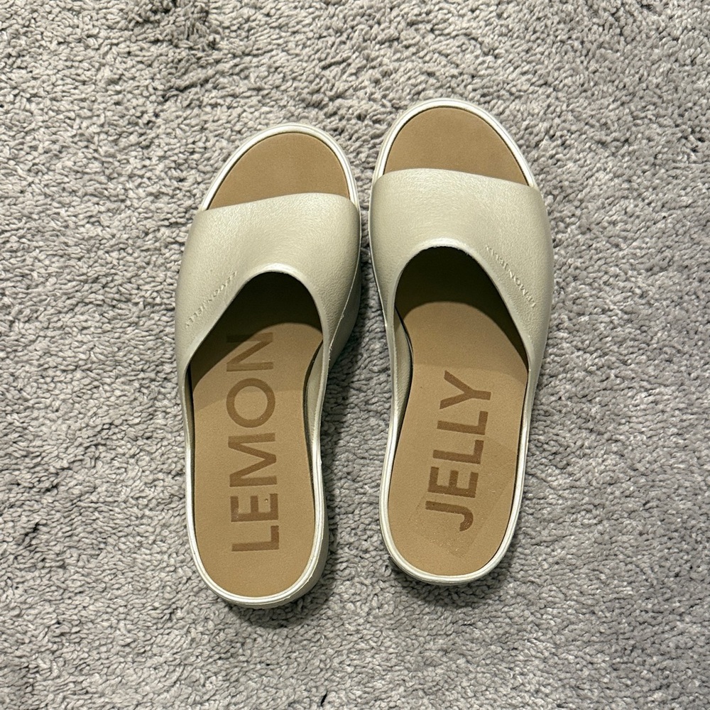 Lemon jelly Women's Cream Slide Sandals